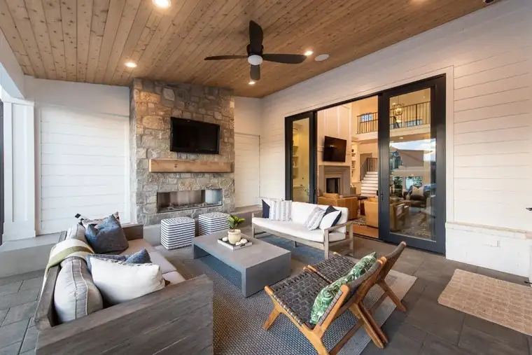 The Grove Farmhouse by Raykon Construction