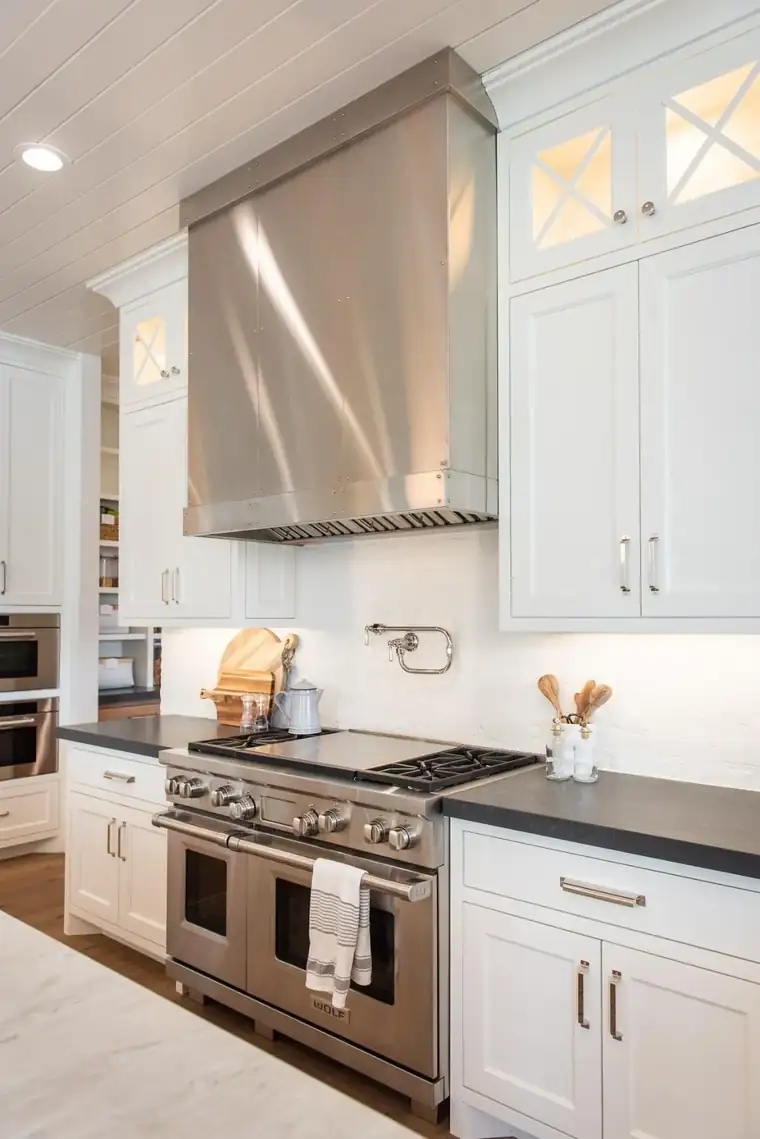 The Grove Farmhouse by Raykon Construction