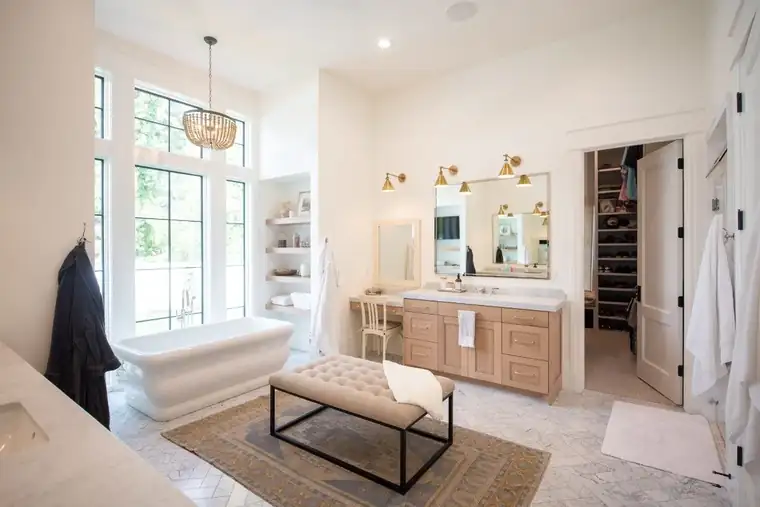 The Grove Farmhouse by Raykon Construction