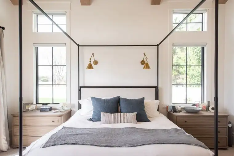 The Grove Farmhouse by Raykon Construction