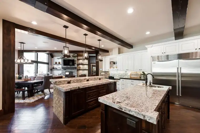 The Mountain Majesty by Raykon Construction