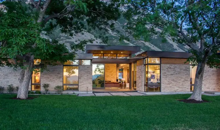 The Rock Canyon by Raykon Construction