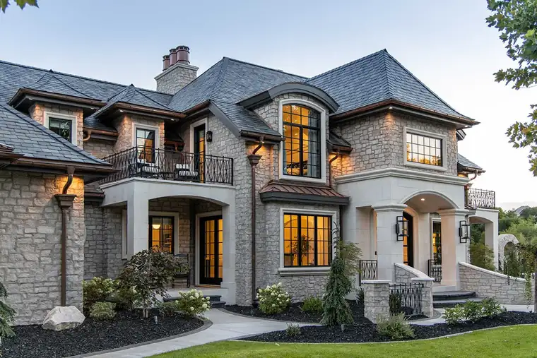 The Rosegate by Raykon Construction
