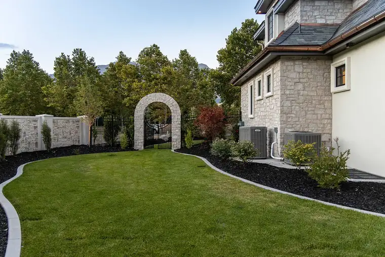 The Rosegate by Raykon Construction
