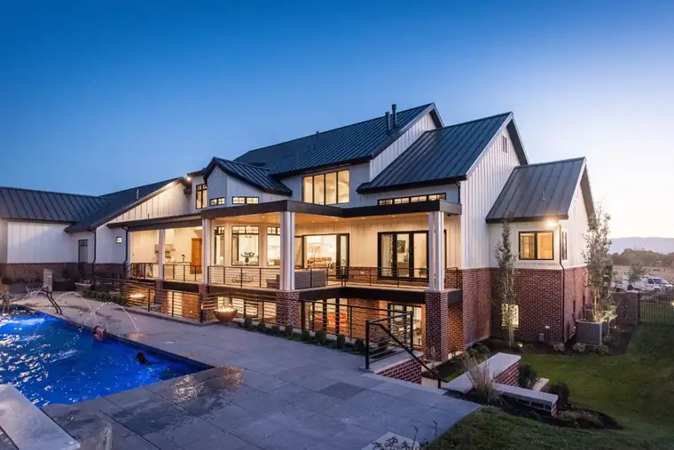 The Stoney Brook by Raykon Construction