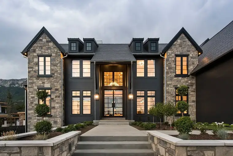 The Mezza by Raykon Construction