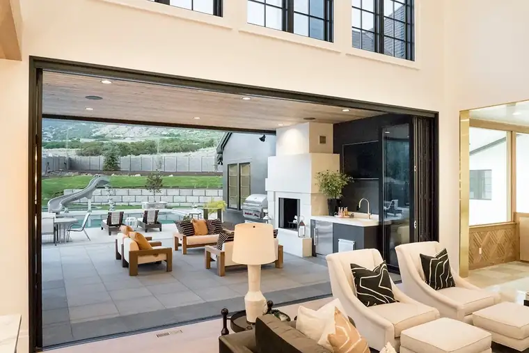 The Mezza by Raykon Construction