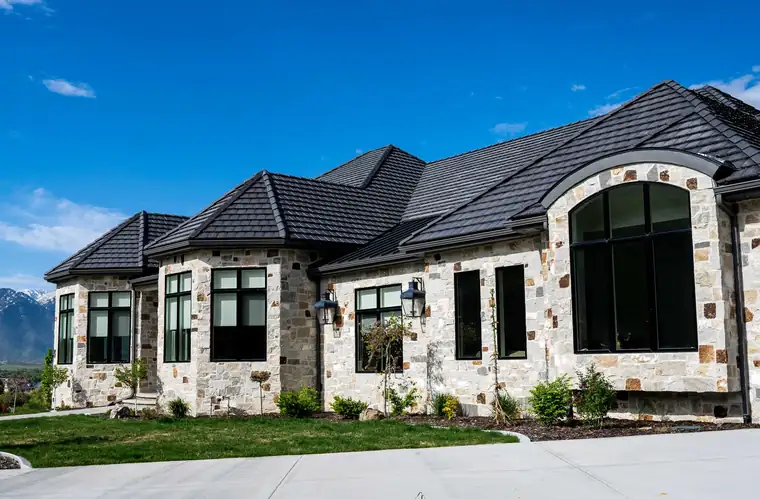 The Thirty Oaks by Raykon Construction