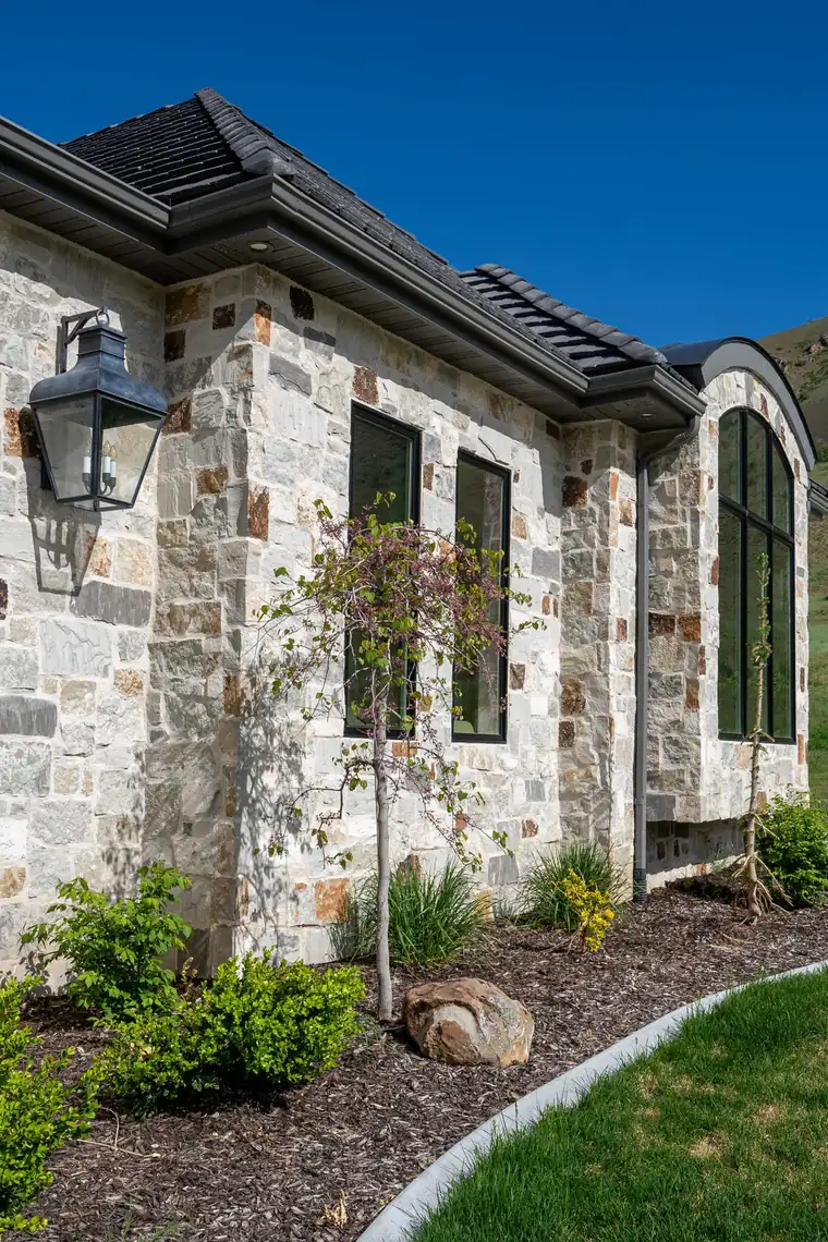The Thirty Oaks by Raykon Construction