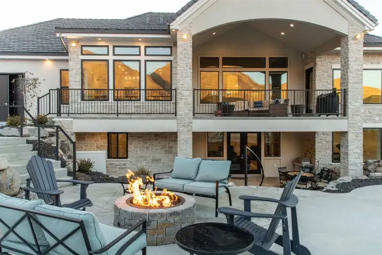 The Wildflower Lane by Raykon Construction